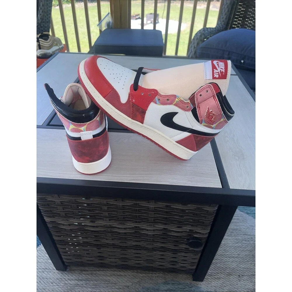 Size 7 - Jordan 1 Retro OG x Marvel High Next Chapter